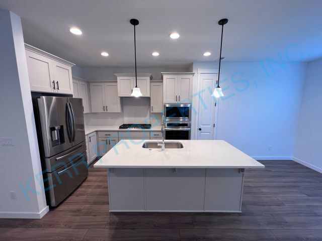 Building Photo - 16873 SE Mist Layer Lp