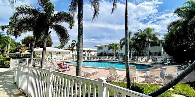 Foto del edificio - 1801 NE 62nd St