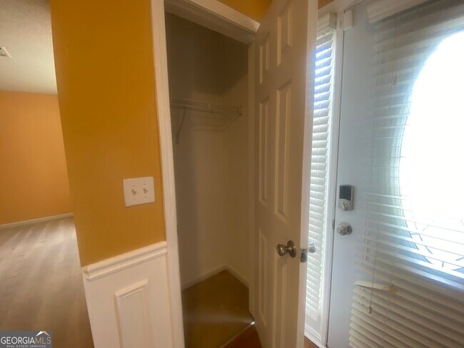 Foto del edificio - 1911 Cornerstone Pass Way