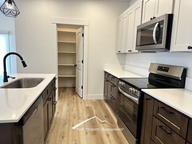 Foto del edificio - 308 N 11th St