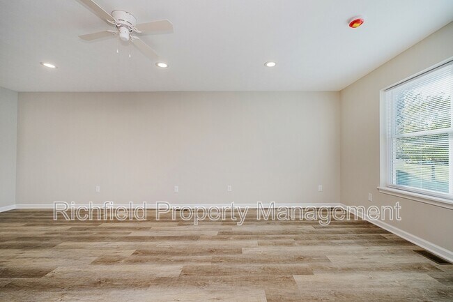 Foto del edificio - 7272 W Reformatory Rd