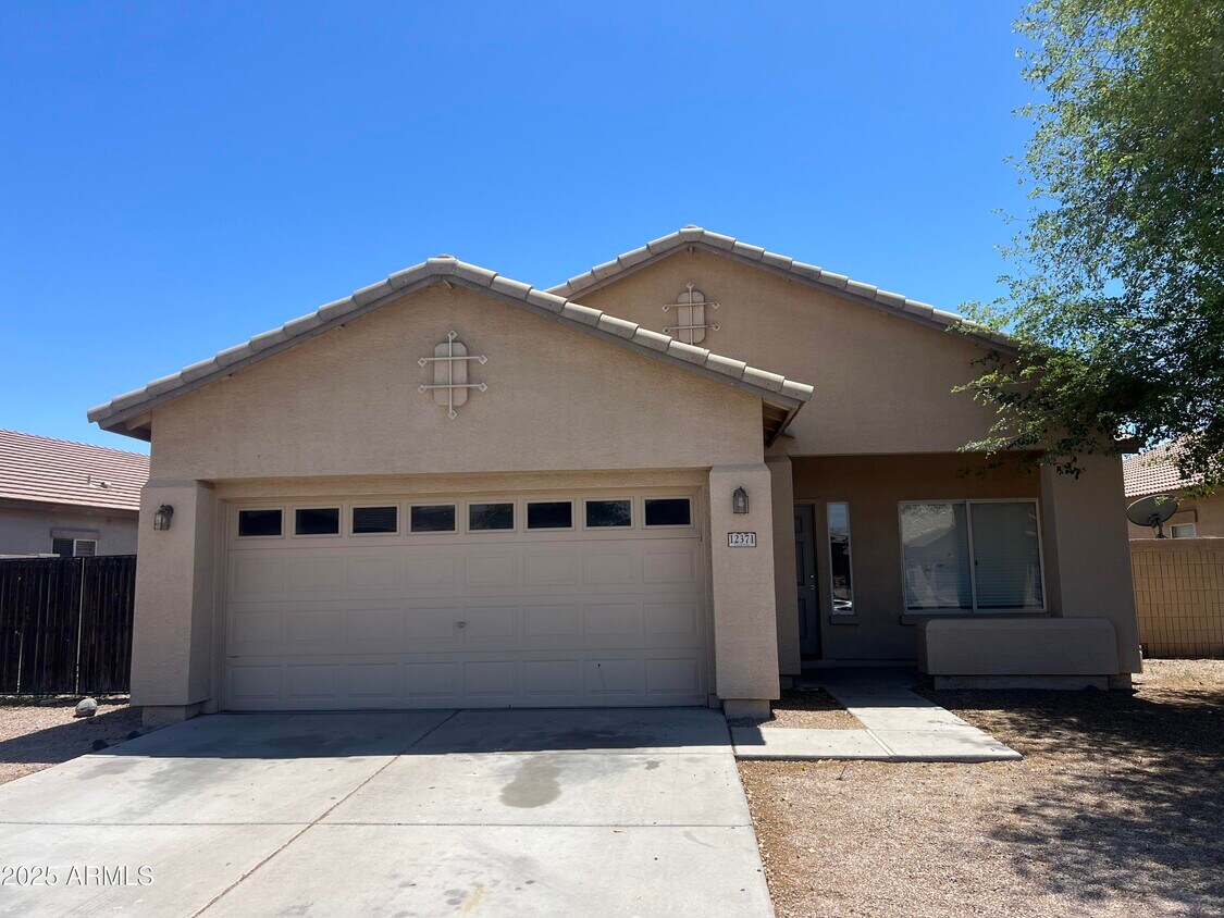 Foto principal - 12371 W Grant St