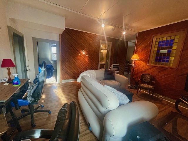 Living Room - 39 Sunnyside Ave