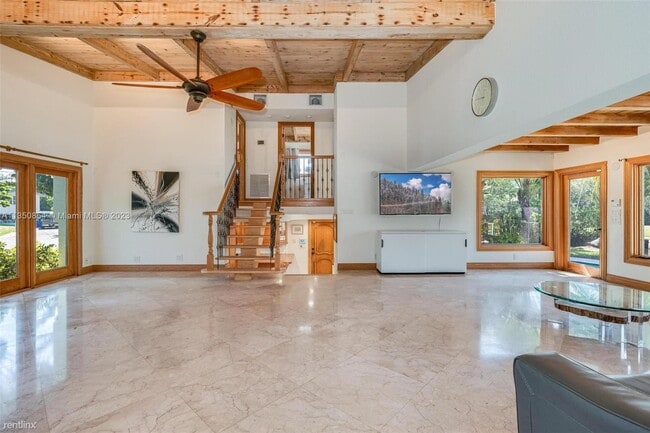 Building Photo - 3 br, 2.5 bath House - 2613 Tortugas Ln