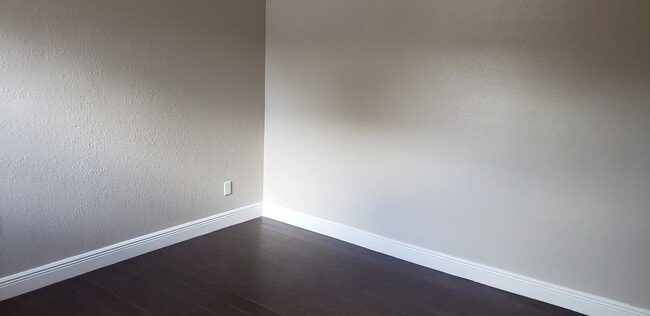 Building Photo - 1511 Grayson Dr