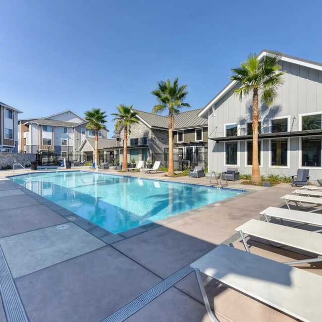 Building Photo - Gateway Station Apartments