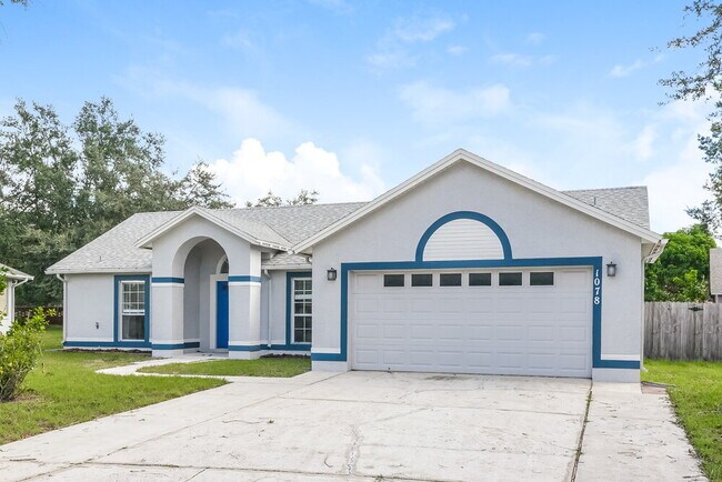 Foto del edificio - 1078 Providence Ln
