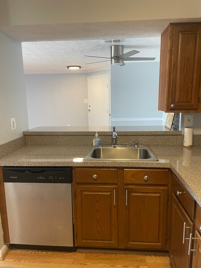 Cocina - 804 Stratford Way