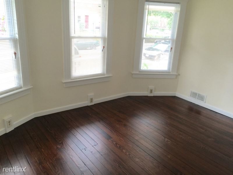 Building Photo - 4 br, 2 bath Apartment - 107 Austin St