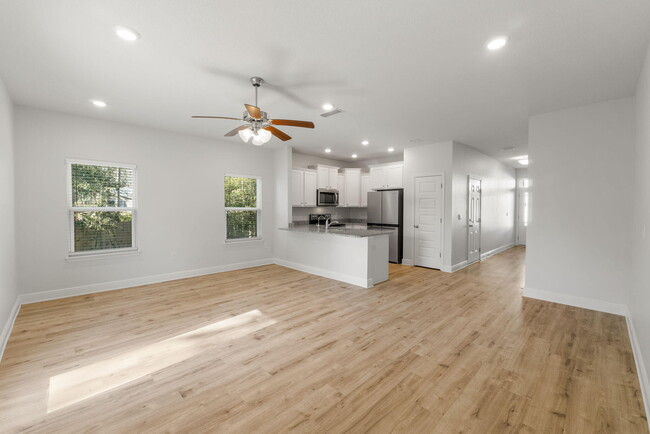 Building Photo - 54 Sandhill Pines Dr