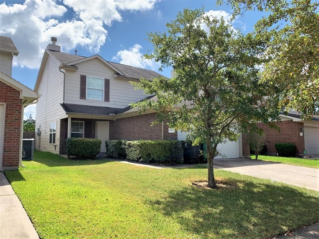 12823 Regal Oaks Bend Ln, Houston, TX 77047 House Rental in Houston