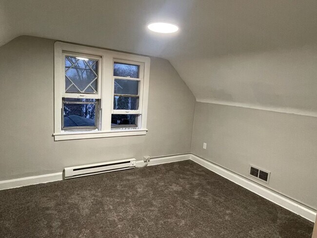 Foto del edificio - 1462 E 175th St