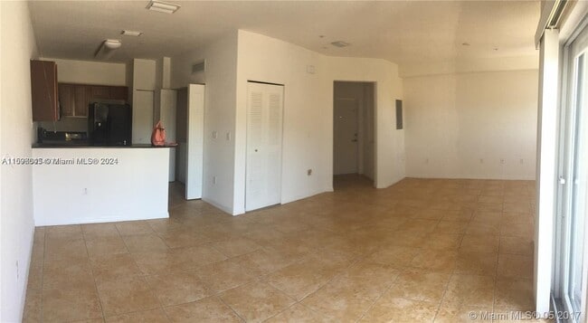 Foto del edificio - 8800 NW 107th Ct