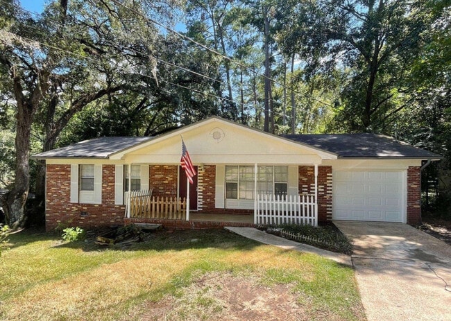 Building Photo - 2413 Mayfair Rd