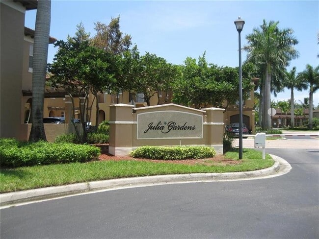 Foto del edificio - 6920 Julia Gardens Dr