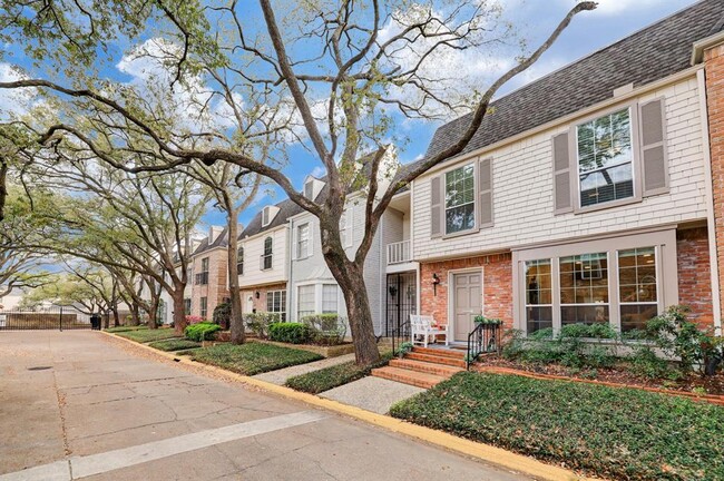 Foto del edificio - 483 N Post Oak Ln