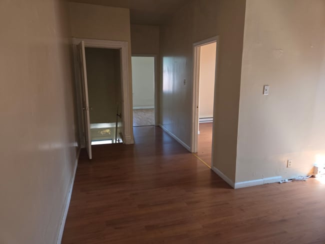 Foto del edificio - 3302 Winnebago St