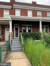 Building Photo - 1228 W 37th St