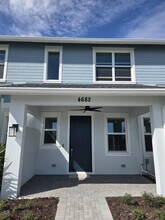 Building Photo - 4682 Longwood Lk Sq