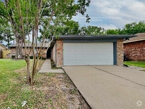 Building Photo - 10311 Towneview Dr