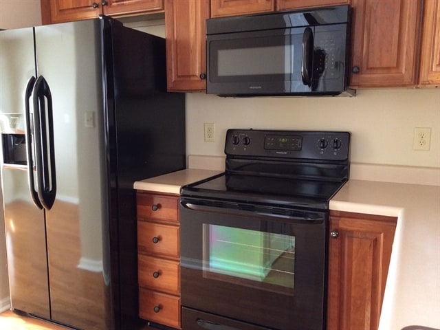 Foto del edificio - 6685 Wimbledon Dr