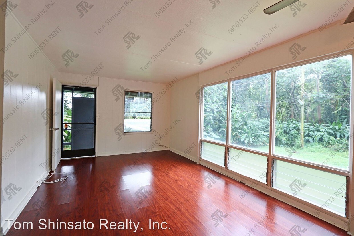 Primary Photo - 47-469-469 Waihee Pl