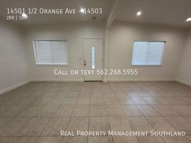 Building Photo - 2 Bed/ 1 Bath Apartment in Paramount For R...