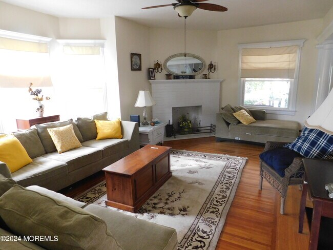 Foto del edificio - 319 Jersey Ave