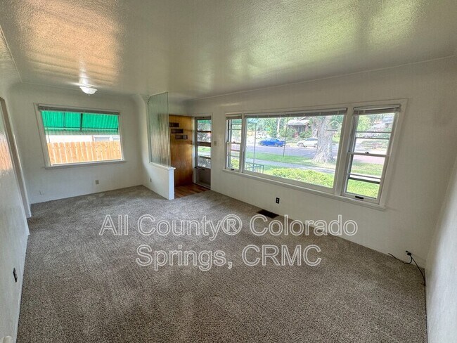 Foto del edificio - 1407 E Platte Ave