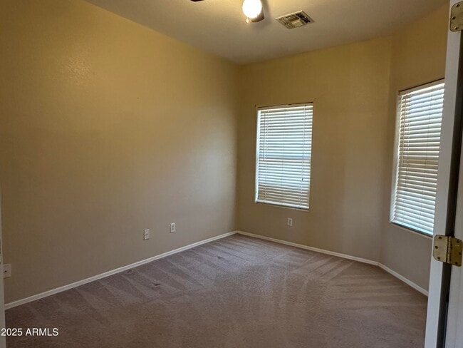 Building Photo - 14333 W Mitchell Dr