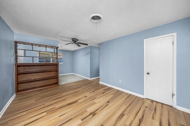 Foto del edificio - 4802 SE Avalon Ave