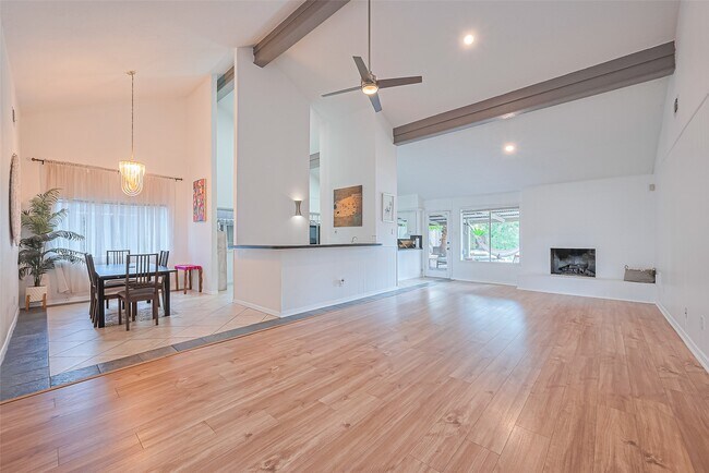 Building Photo - 8018 Zimmermann Dr