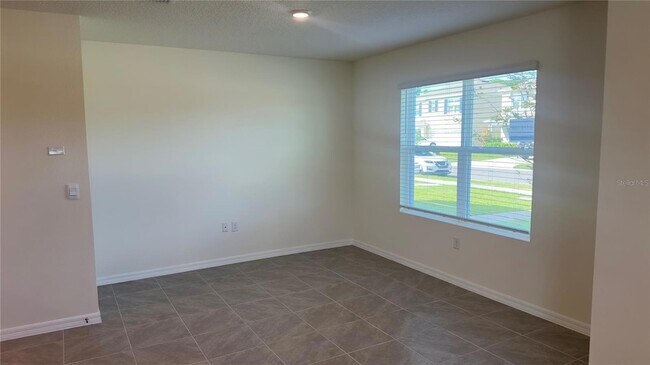 Building Photo - 5601 Brosnan Rd