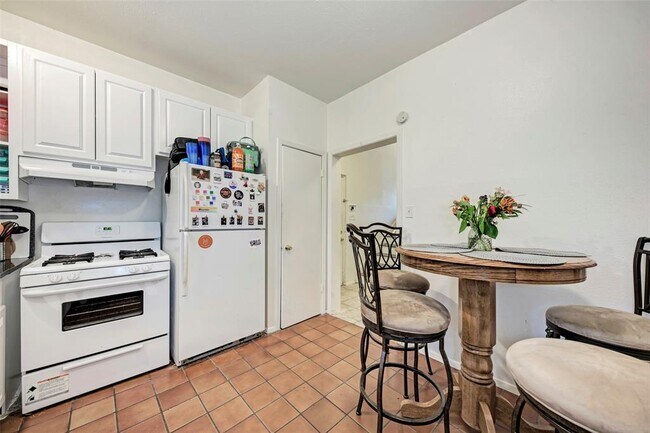 Foto del edificio - 3102 Cedar St