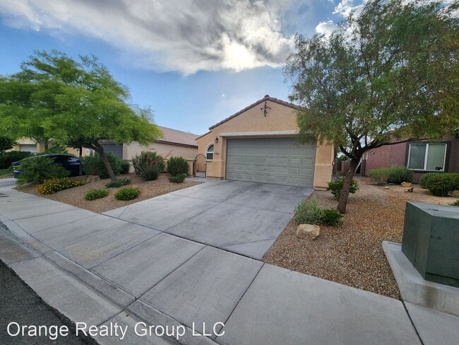 Foto del edificio - 3 br, 2 bath House - 2421 Urrard St.