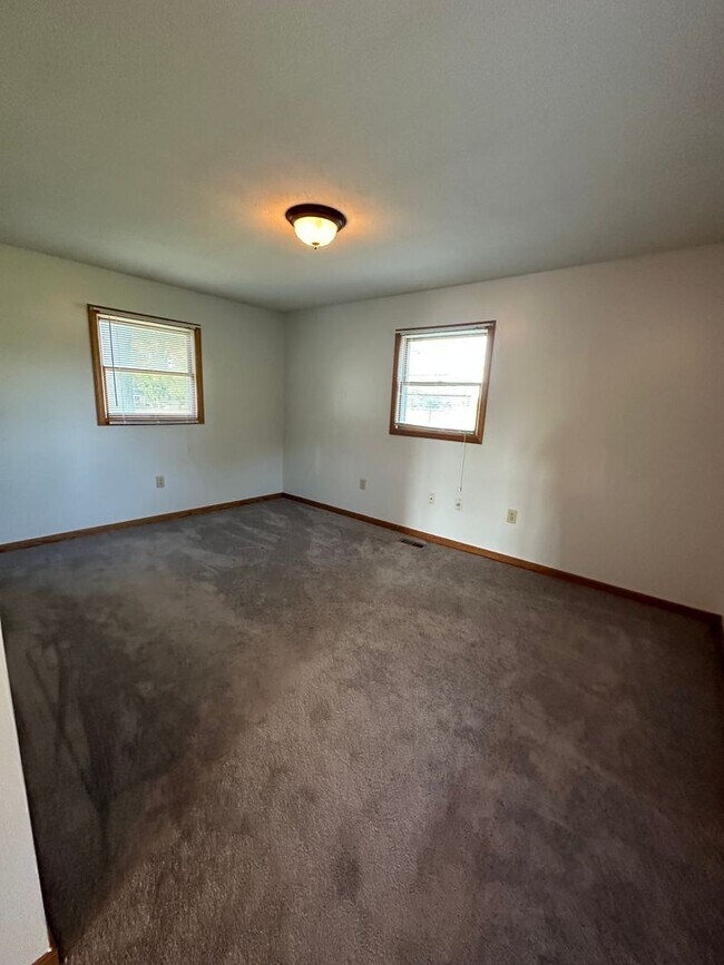 Building Photo - Three bedroom, single family home