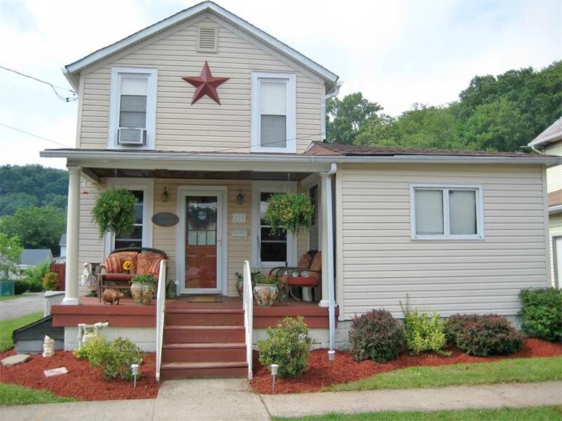 225 Elizabeth Ave, Evans City, PA 16033 House for Rent in Evans City