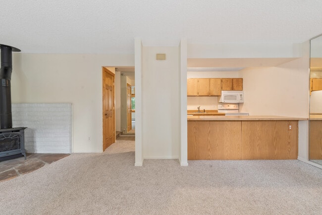 Foto del edificio - 5 Hemlock Ct
