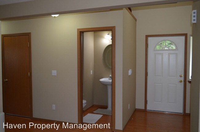 Foto del edificio - 2511 53rd Ave NE