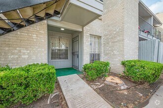 Building Photo - 6500 Sands Point Dr