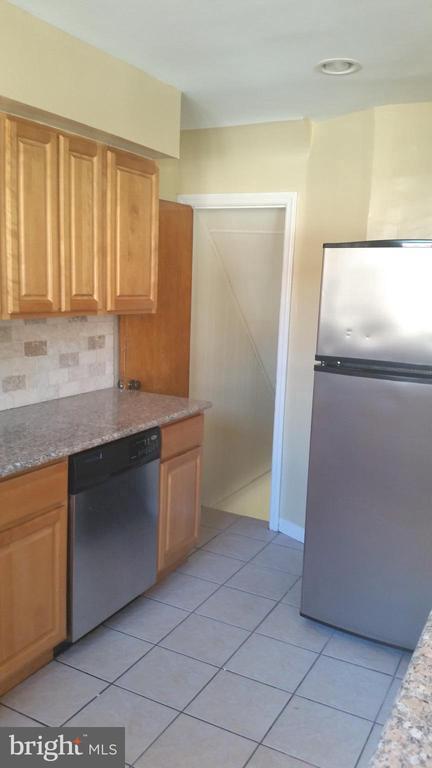 Primary Photo - 3612 Winona St