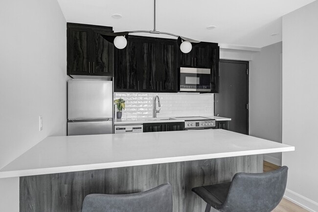 Photo du bâtiment - 658 Somerset St W