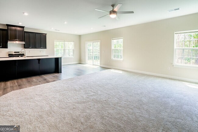 Foto del edificio - 105 Arborvale Dr