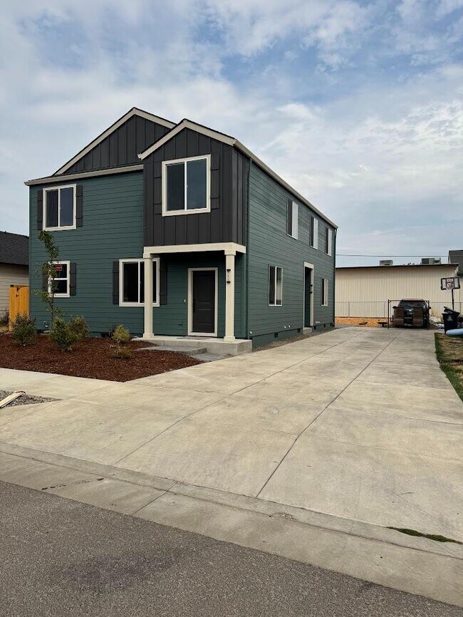 Foto del edificio - 263 28th Ave SE