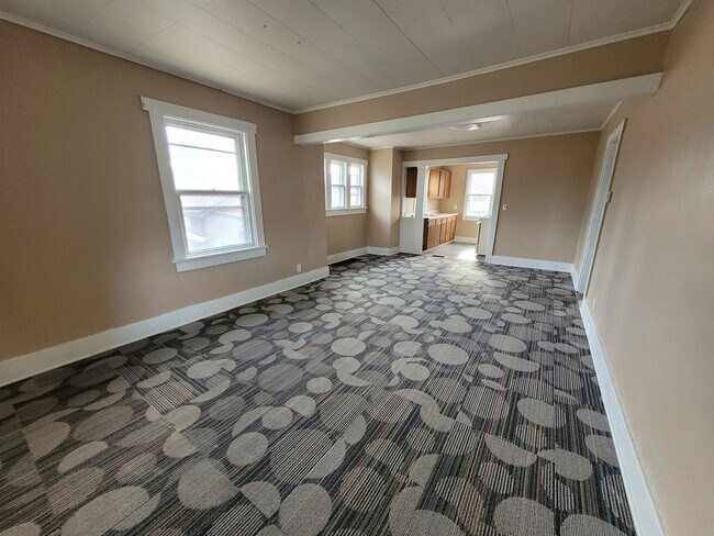 Foto del edificio - 2 Bedroom, 1 Bathroom Home with Deck