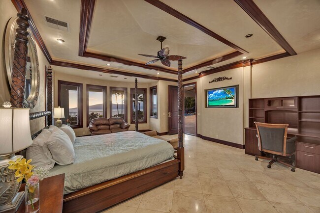 Foto del edificio - Island Elegance: 4-Bedroom Luxury Retreat with Infinity Pool