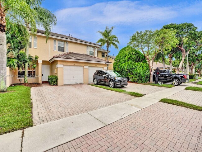 Foto del edificio - 8986 NW 53rd Ct