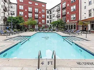 Foto principal - 1000 Providence Pl