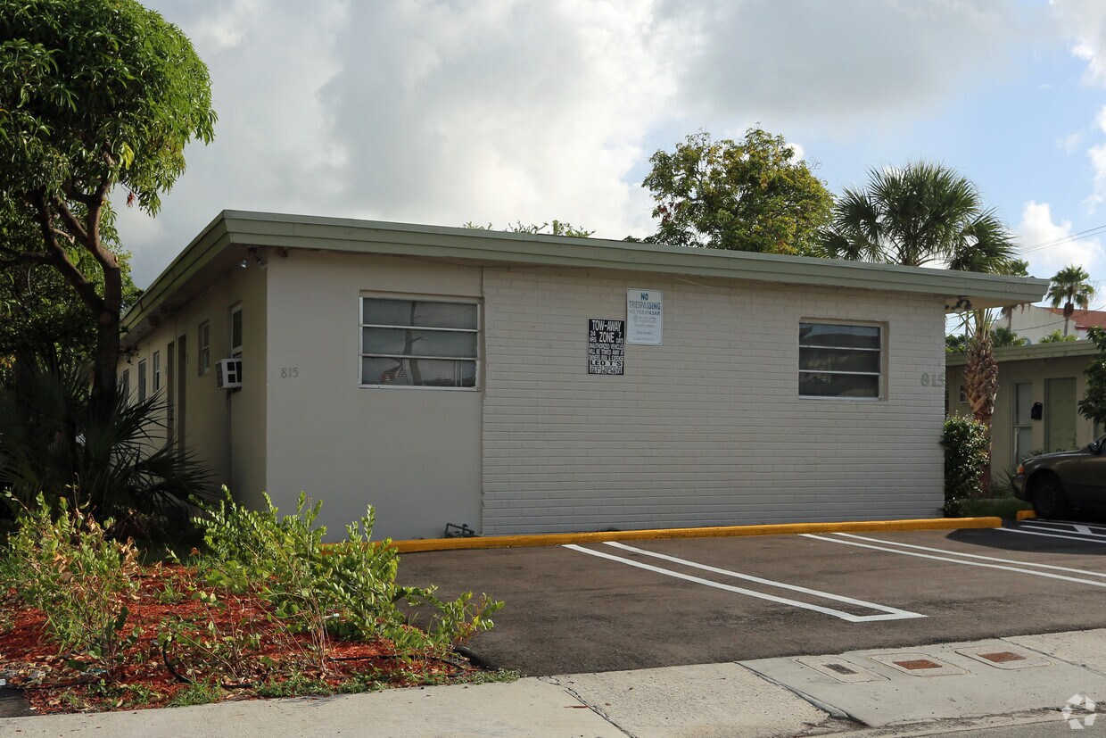 Foto del edificio - 815 2nd St