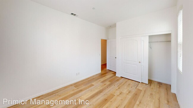 Building Photo - 4 br, 2.5 bath House - 8627 Adega Dr